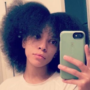 Meet your Posher, Cierra